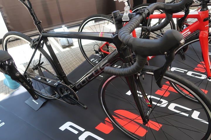 FOCUS(フォーカス) IZALCO RACE 9.8 2019年モデル ロードバイク