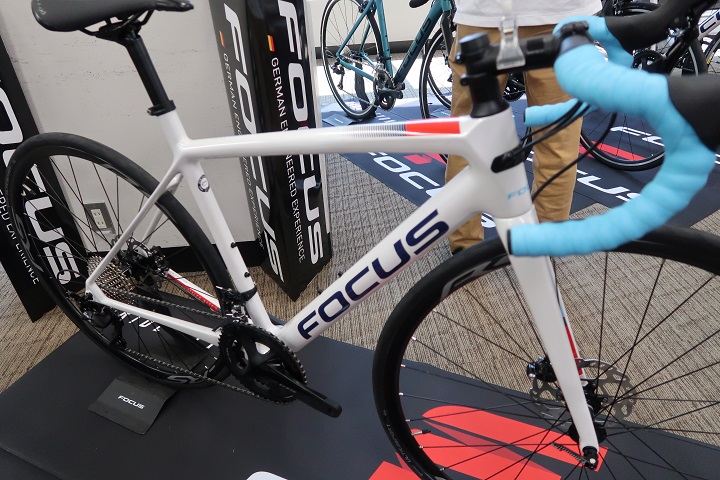 FOCUS(フォーカス) IZALCO RACE DISC 9.9 2019年モデル ロードバイク